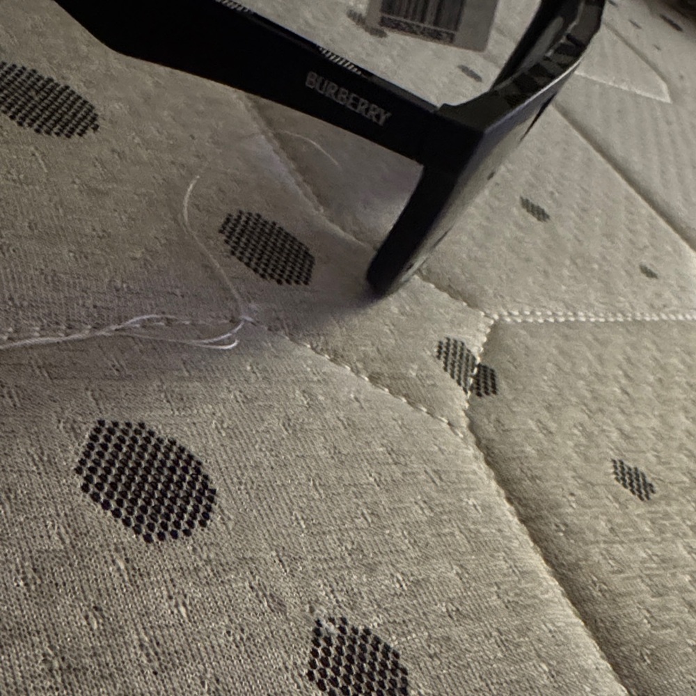 Burberry Glossy Black Eyewear